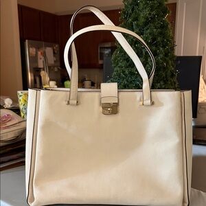 Kate Spade New York leather women’s Natacha Lovett street ivory satchel.